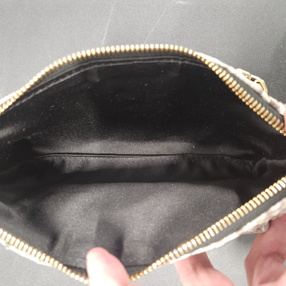 Elegant Python Patterned Clutch Handbag w/ Short … - image 3